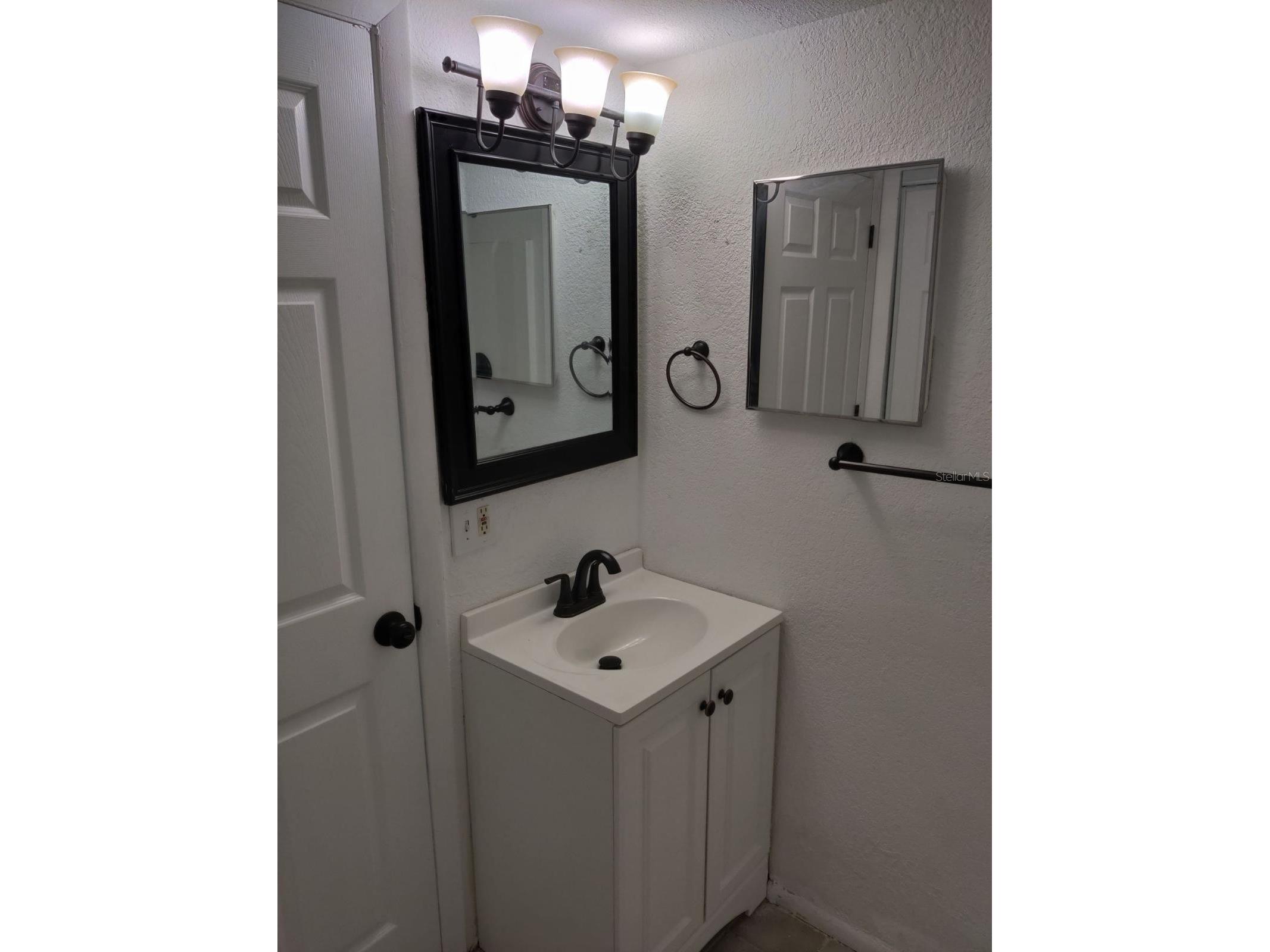 245 - 247 38th Avenue SE Saint Petersburg FL 33705 TB8482974 image9