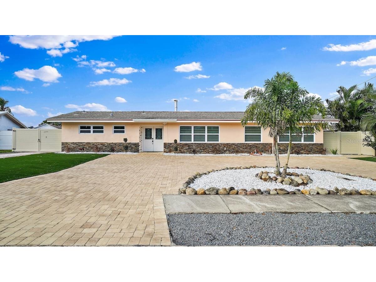 245 78th Avenue N Saint Petersburg FL 33702 TB8432250 image2