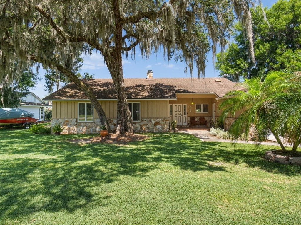 245 E Lakeview Street Umatilla FL 32784 - LAKE UMATILLA G5068384 image1