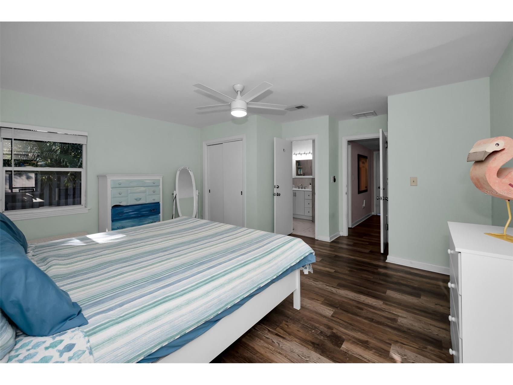 245 Garden Circle S Dunedin FL 34698 TB8462048 image32