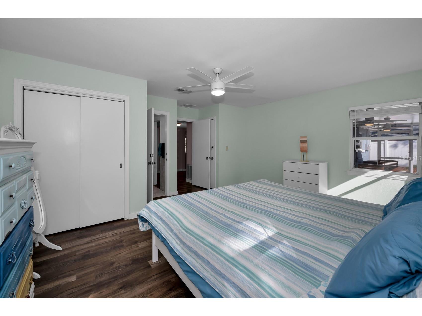 245 Garden Circle S Dunedin FL 34698 TB8462048 image33