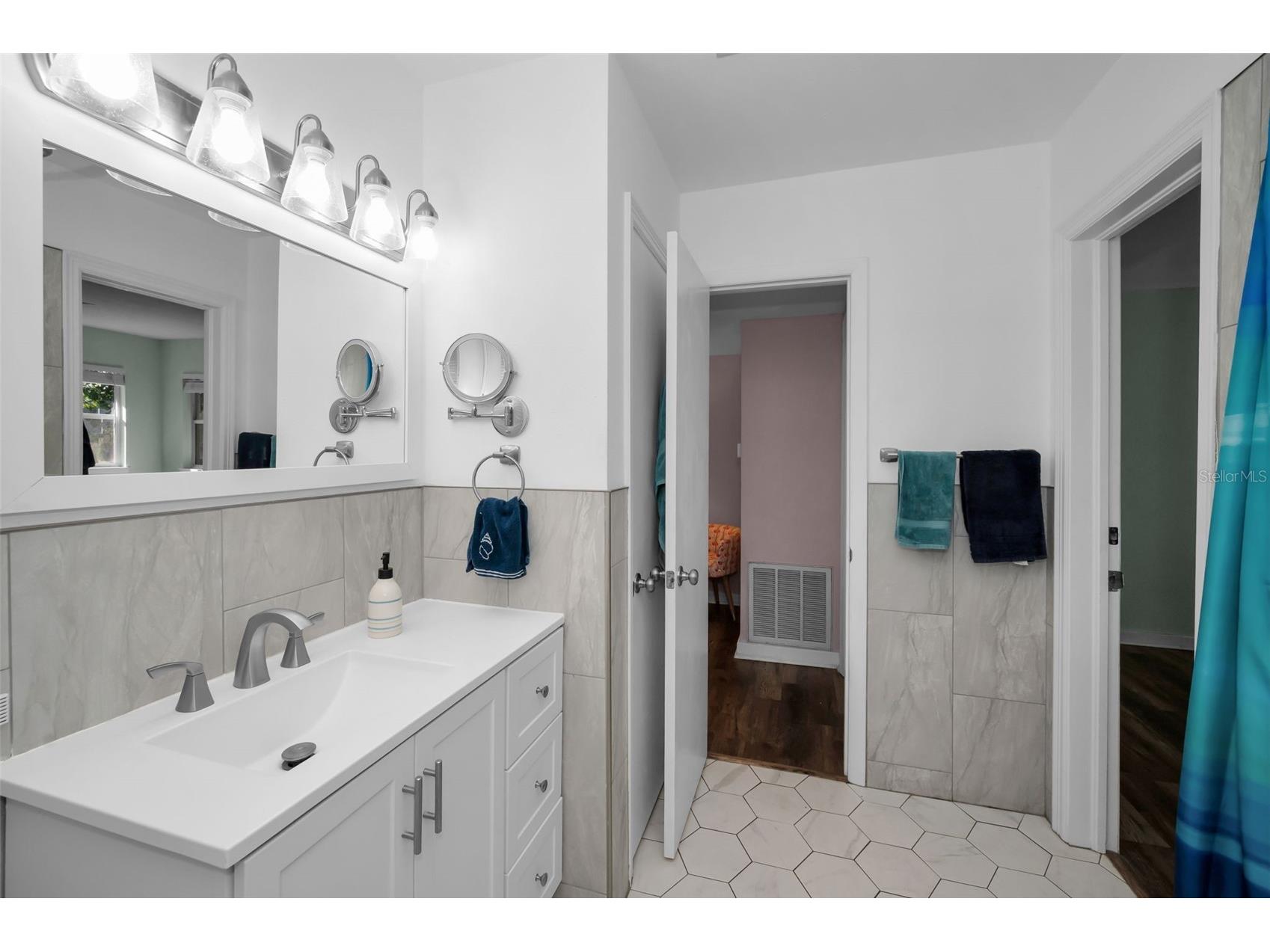 245 Garden Circle S Dunedin FL 34698 TB8462048 image36