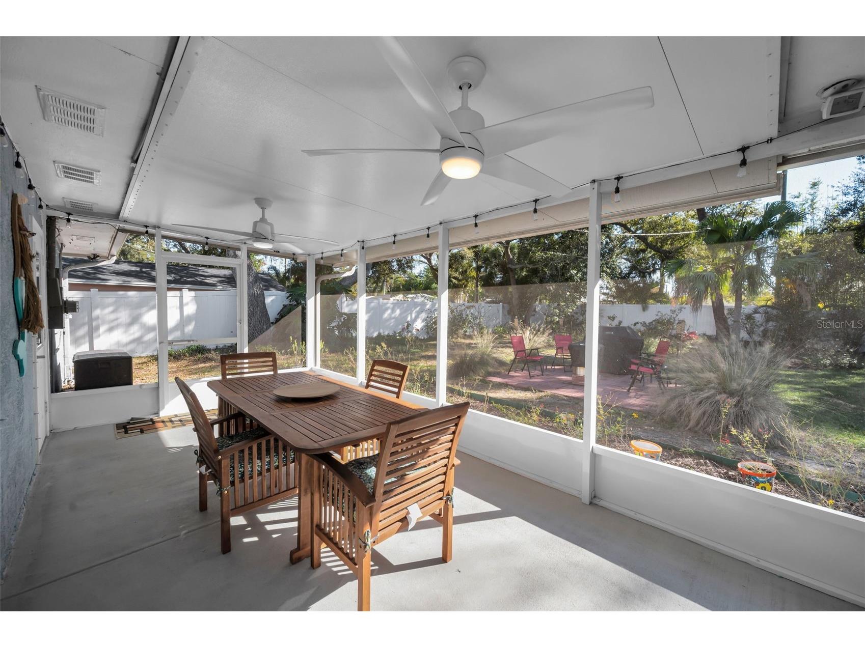 245 Garden Circle S Dunedin FL 34698 TB8462048 image43