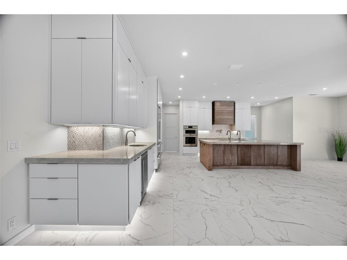 245 Lido Drive Punta Gorda FL 33950 C7517573 image11