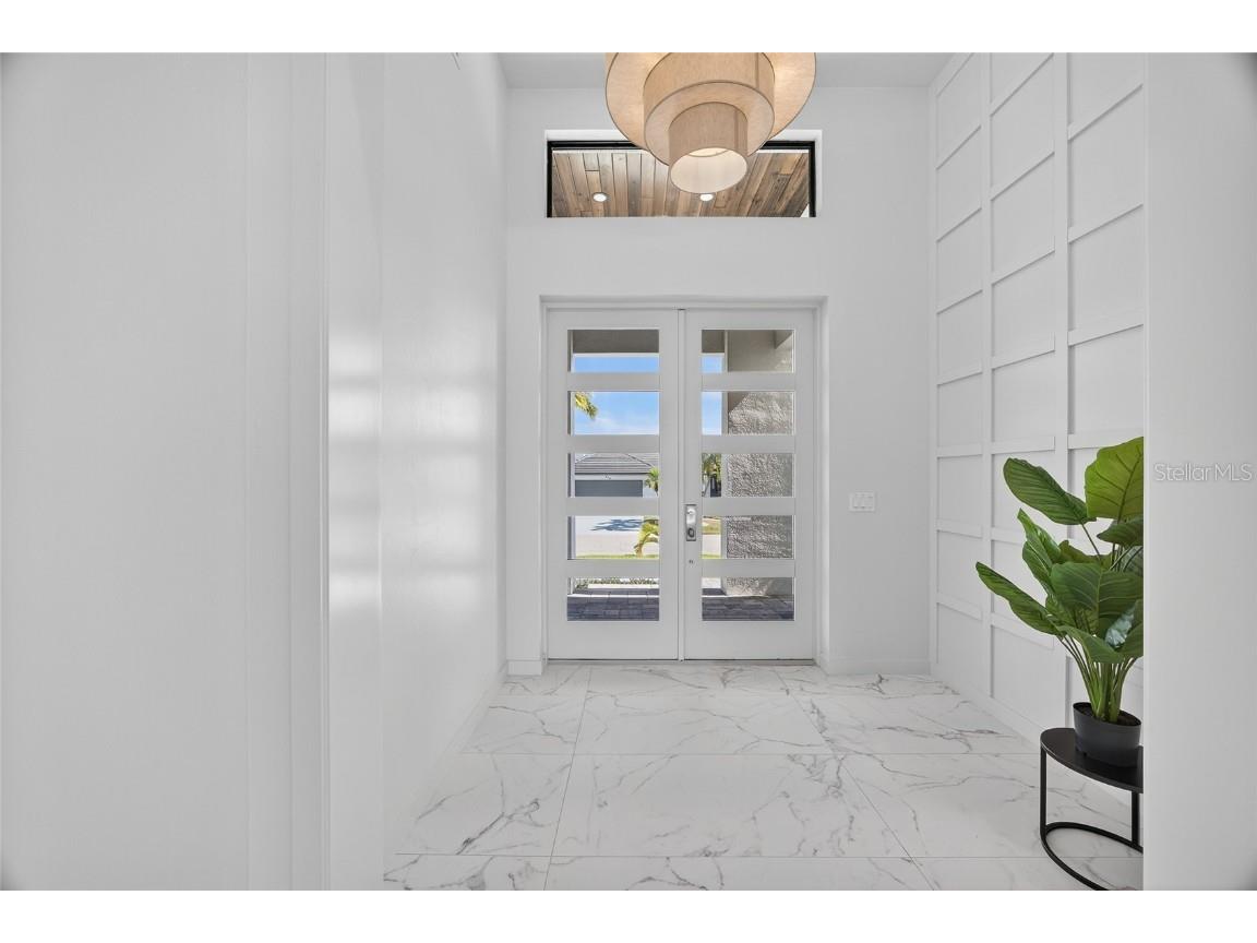 245 Lido Drive Punta Gorda FL 33950 C7517573 image5