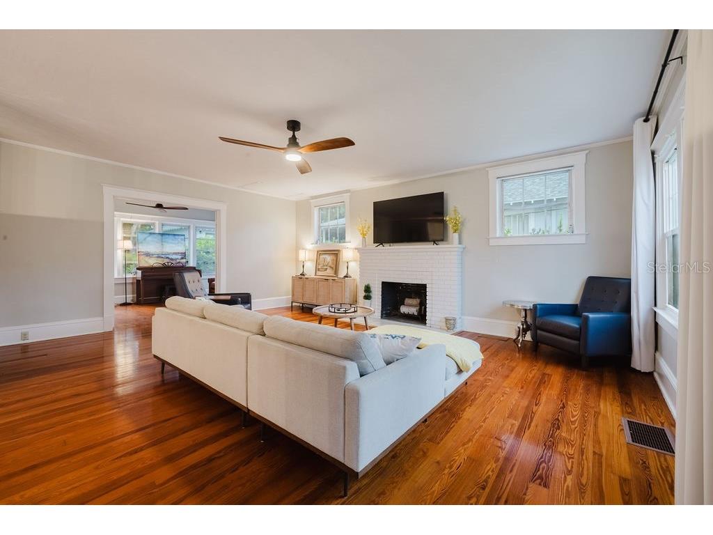 245 N Clara Avenue Deland FL 32720 V4949698 image9