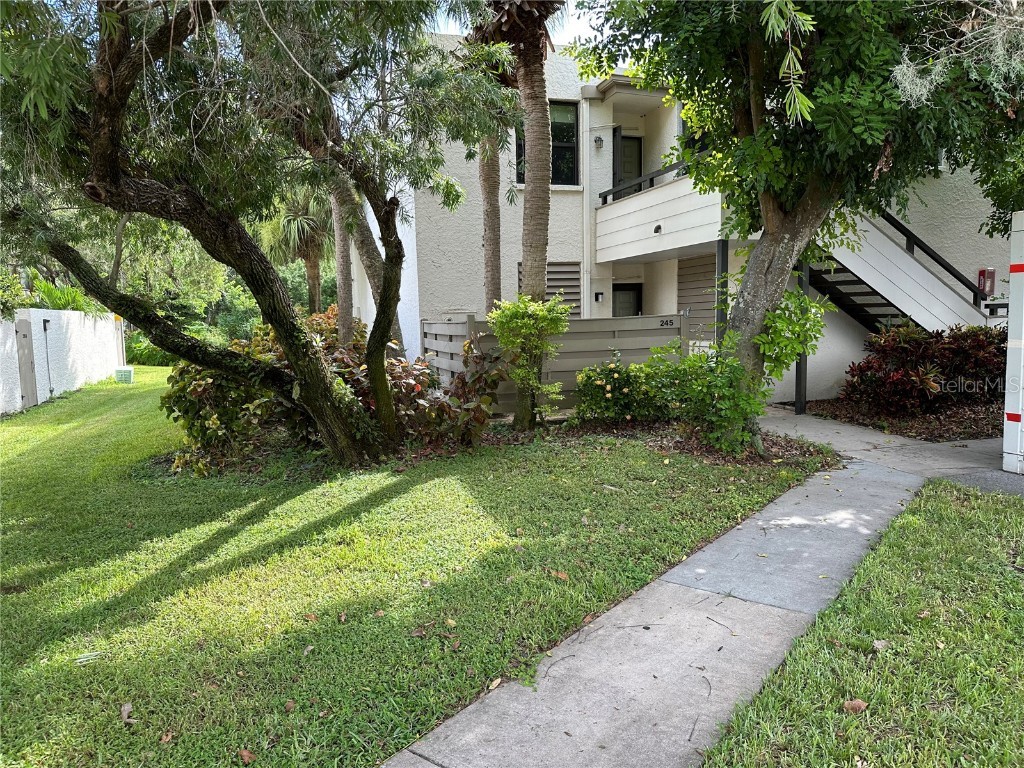 245 Sherwood Drive Bradenton FL 34210 A4574632 image1