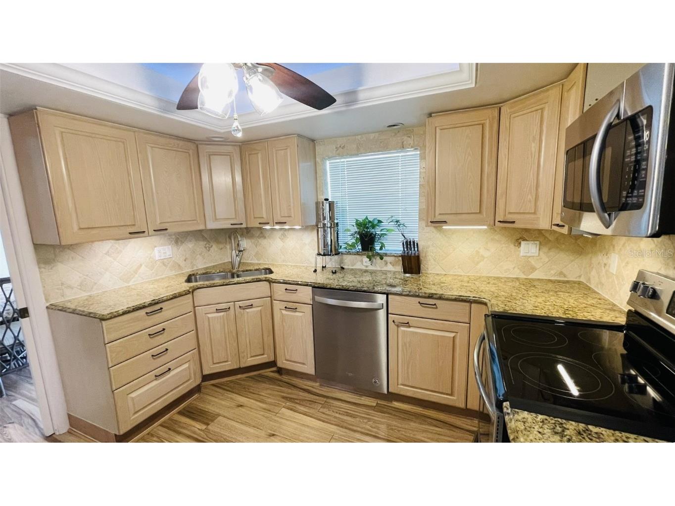 245 Stebbins Terrace Port Charlotte FL 33952 - STEBBINS WATERWAY C7517865 image12