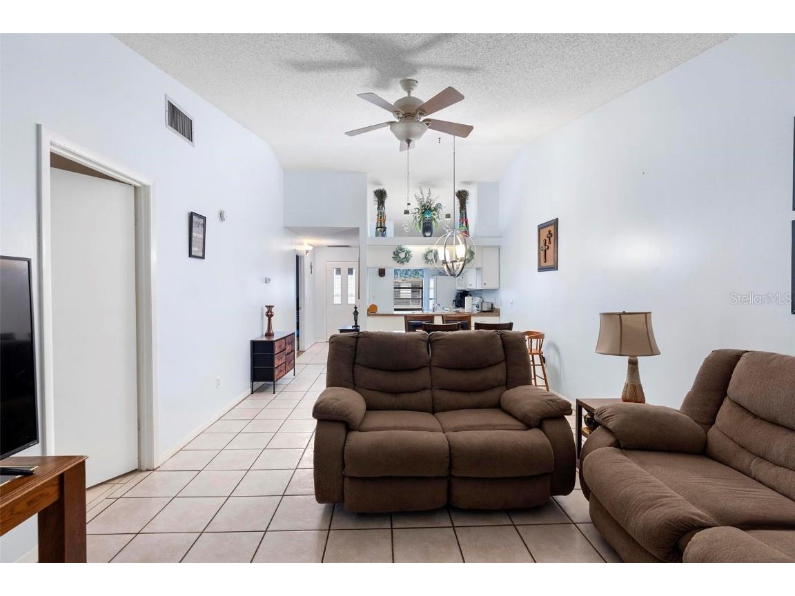 245 Terrace Hill Boulevard #1E Debary FL 32713 V4940576 image14