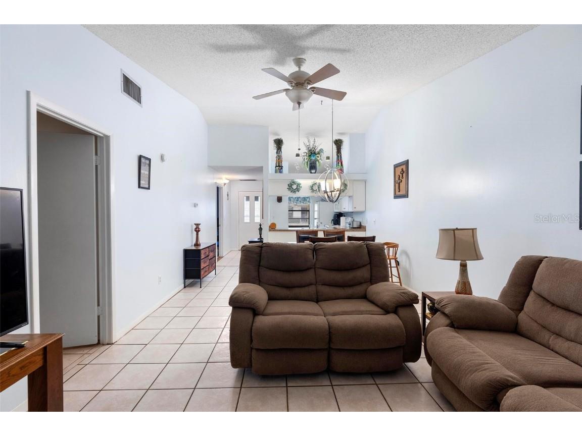 245 Terrace Hill Boulevard #1E Debary FL 32713 V4940576 image15