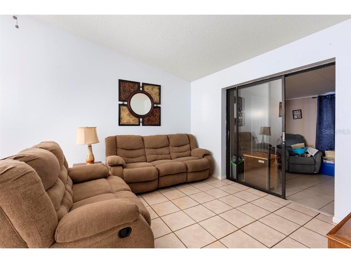 245 Terrace Hill Boulevard #1E Debary FL 32713 V4940576 image18