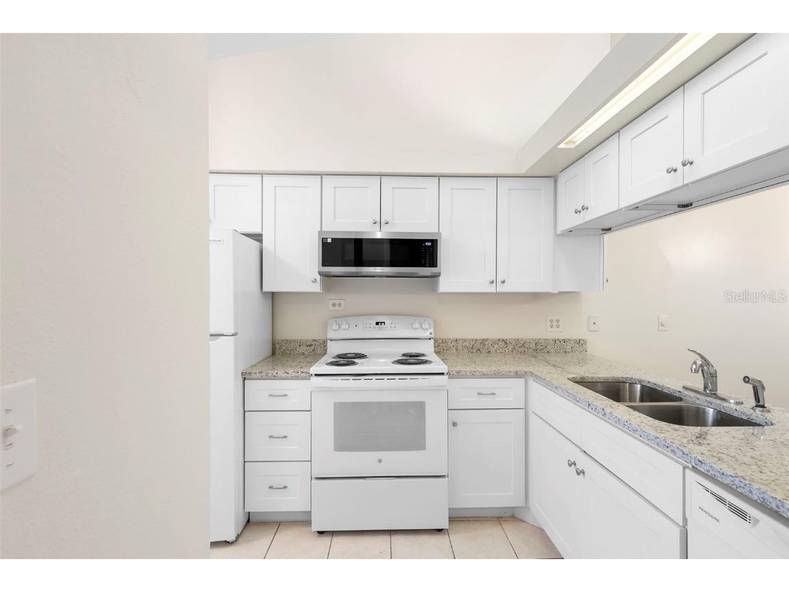 245 Terrace Hill Boulevard #1E Debary FL 32713 V4940576 image9