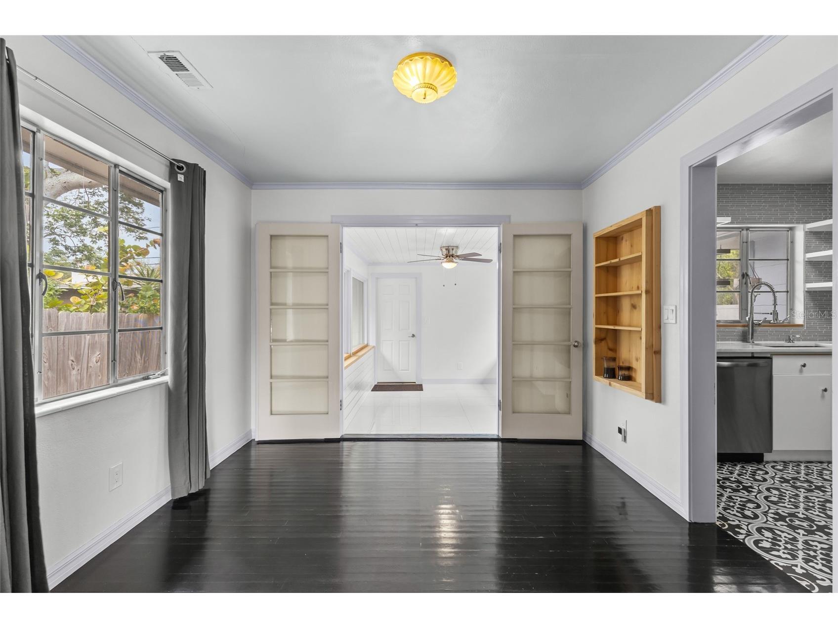 2450 49th Street S Saint Petersburg FL 33711 TB8515084 image11