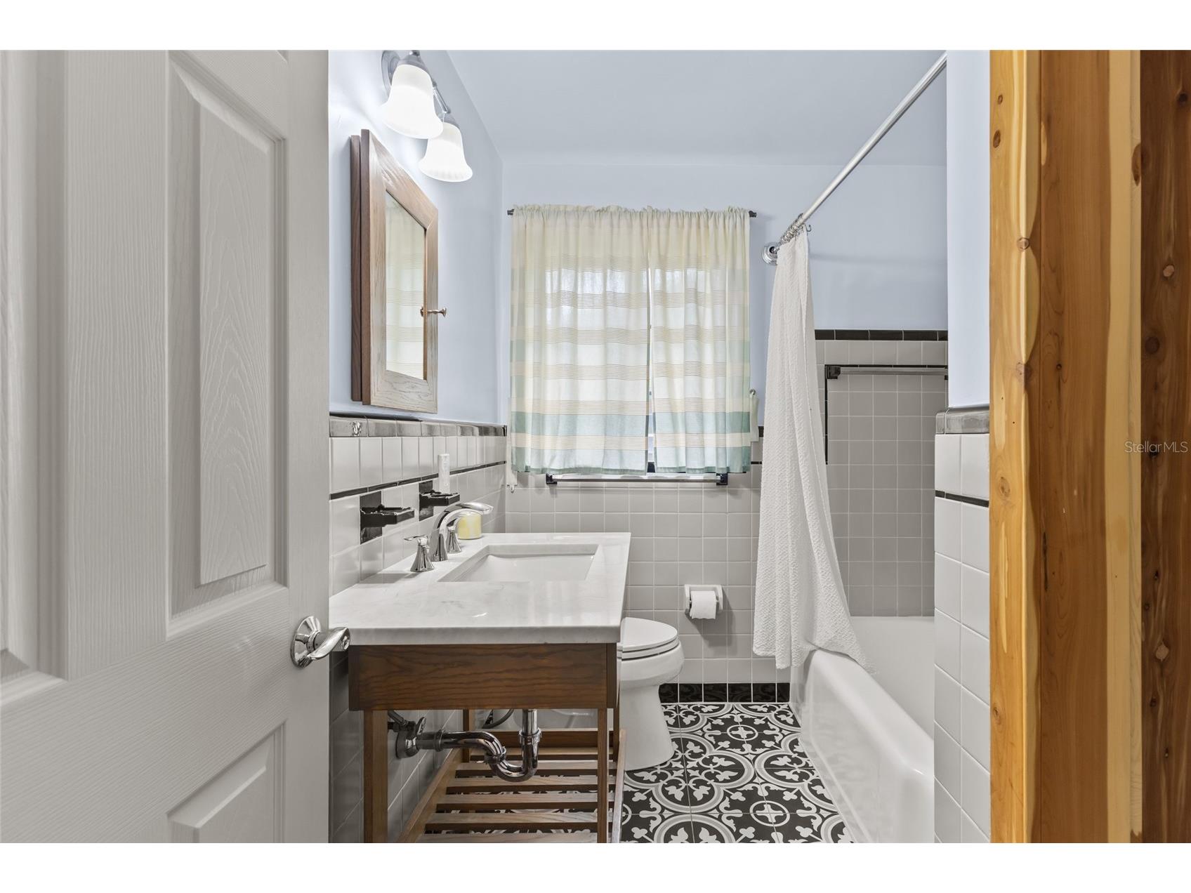 2450 49th Street S Saint Petersburg FL 33711 TB8515084 image21