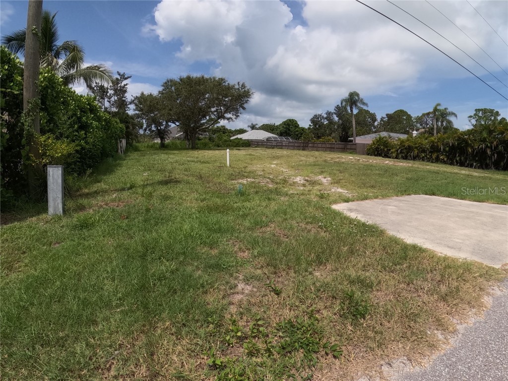 2450 Alamander Avenue Englewood FL 34223 N6139942 image15