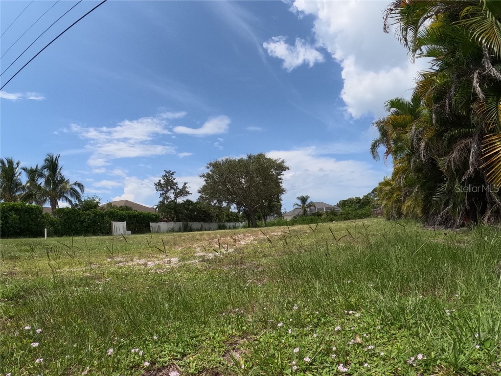 2450 Alamander Avenue Englewood FL 34223 N6139942 image16