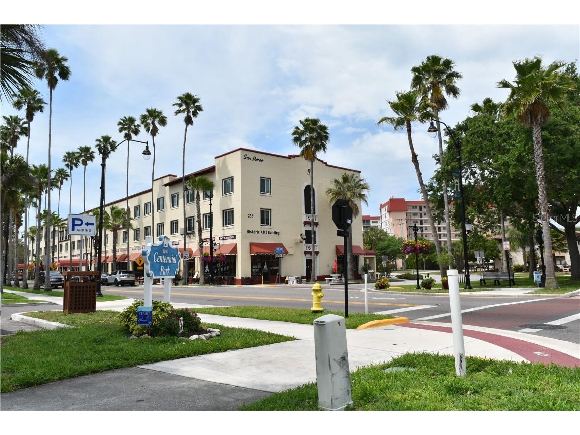 2450 Alamander Avenue Englewood FL 34223 N6139942 image37