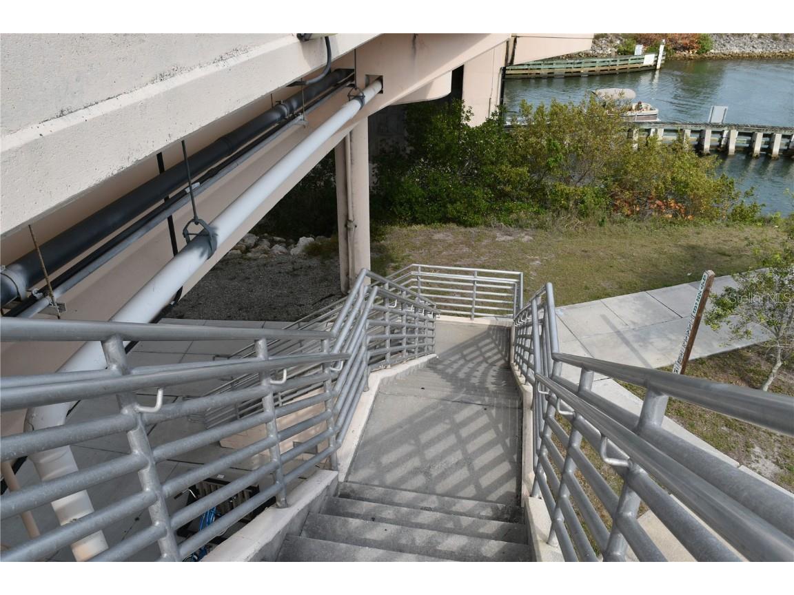 2450 Alamander Avenue Englewood FL 34223 N6139942 image41