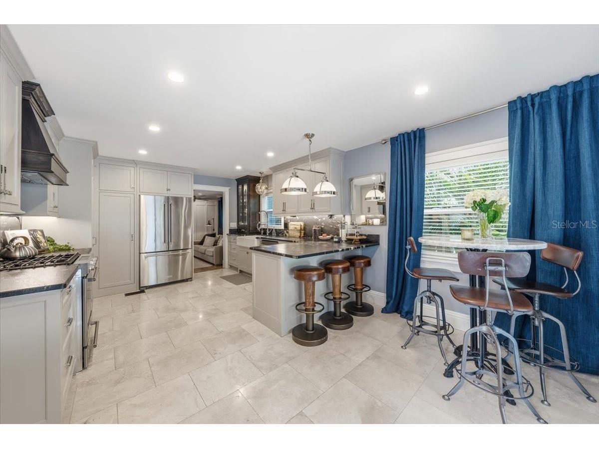 2450 Burlington Avenue N Saint Petersburg FL 33713 TB8513835 image16