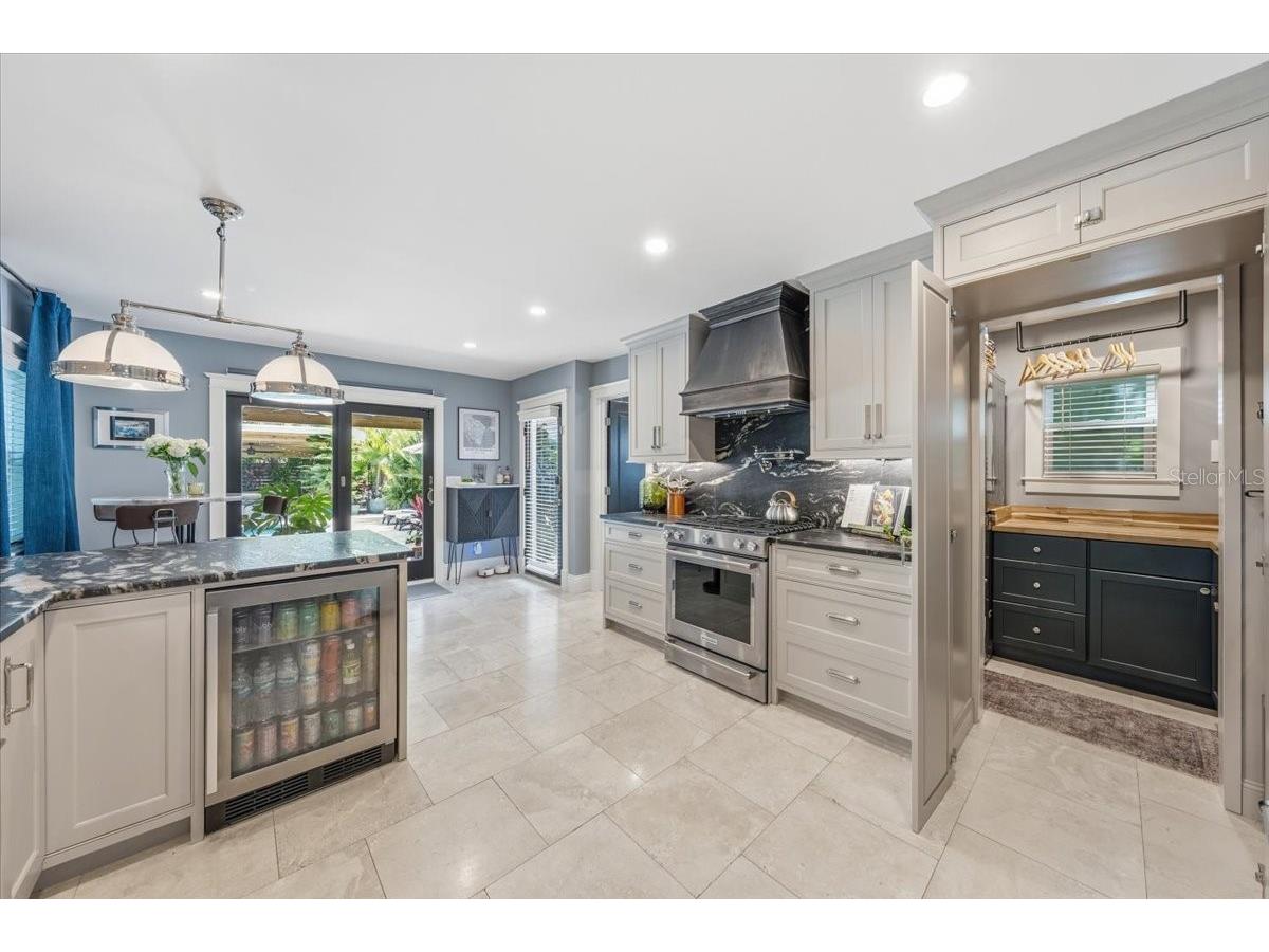 2450 Burlington Avenue N Saint Petersburg FL 33713 TB8513835 image17