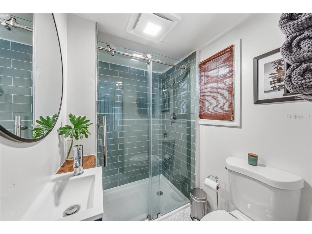 2450 Burlington Avenue N Saint Petersburg FL 33713 TB8513835 image56