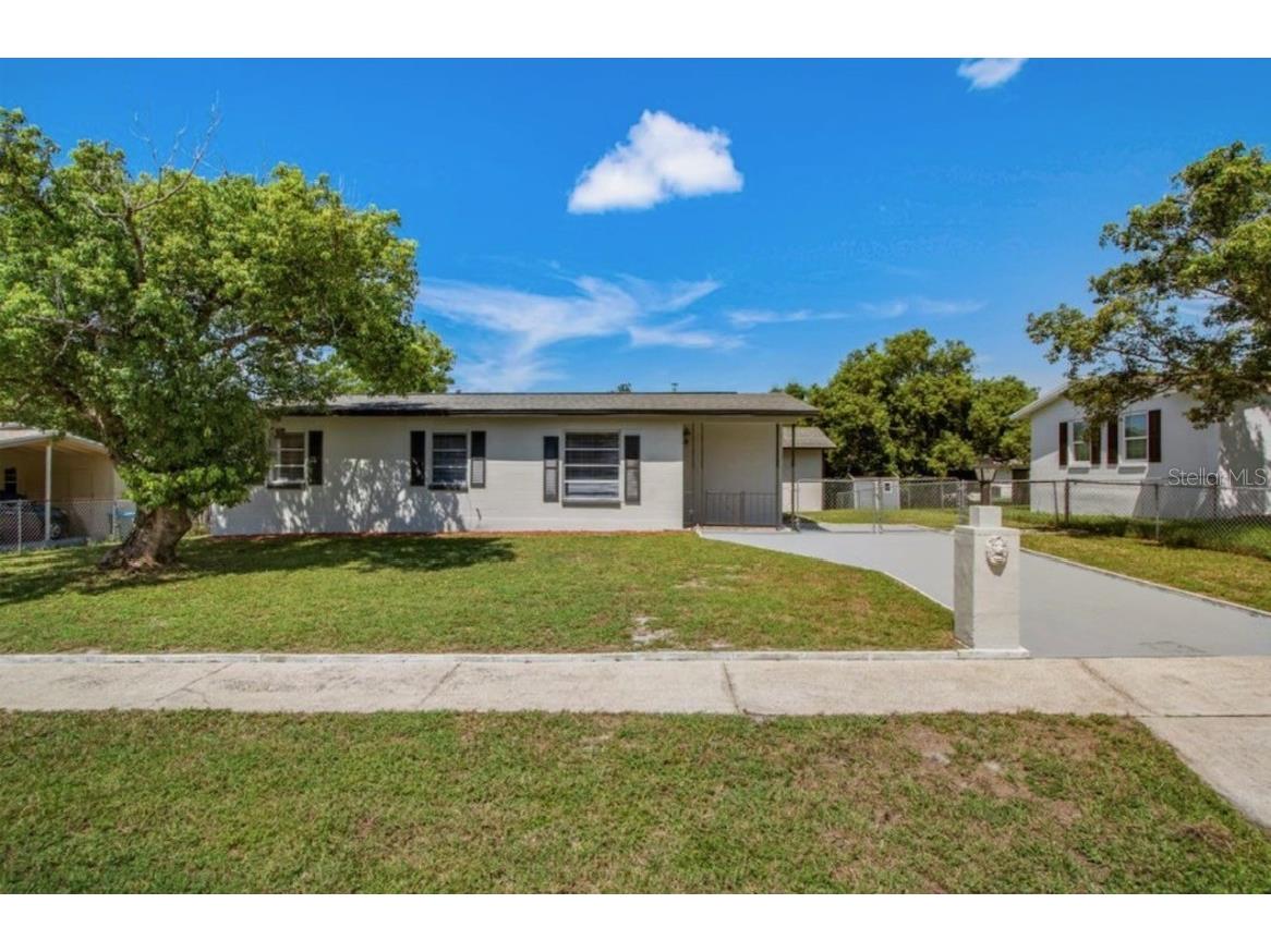 2450 Cardena Avenue Deltona FL 32738 V4933127 image1