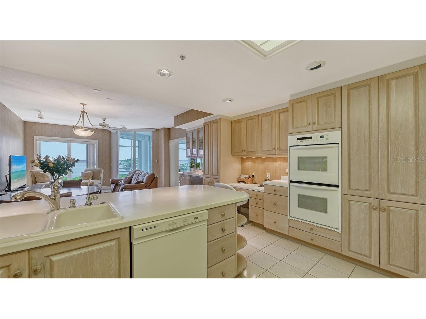 2450 Harbourside Drive #212 Longboat Key FL 34228 - SARASOTA BAY A4606987 image28