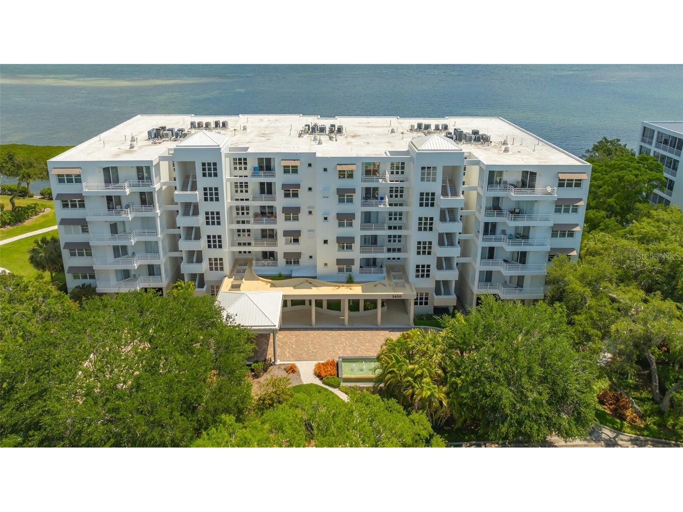 2450 Harbourside Drive #212 Longboat Key FL 34228 - SARASOTA BAY A4606987 image3