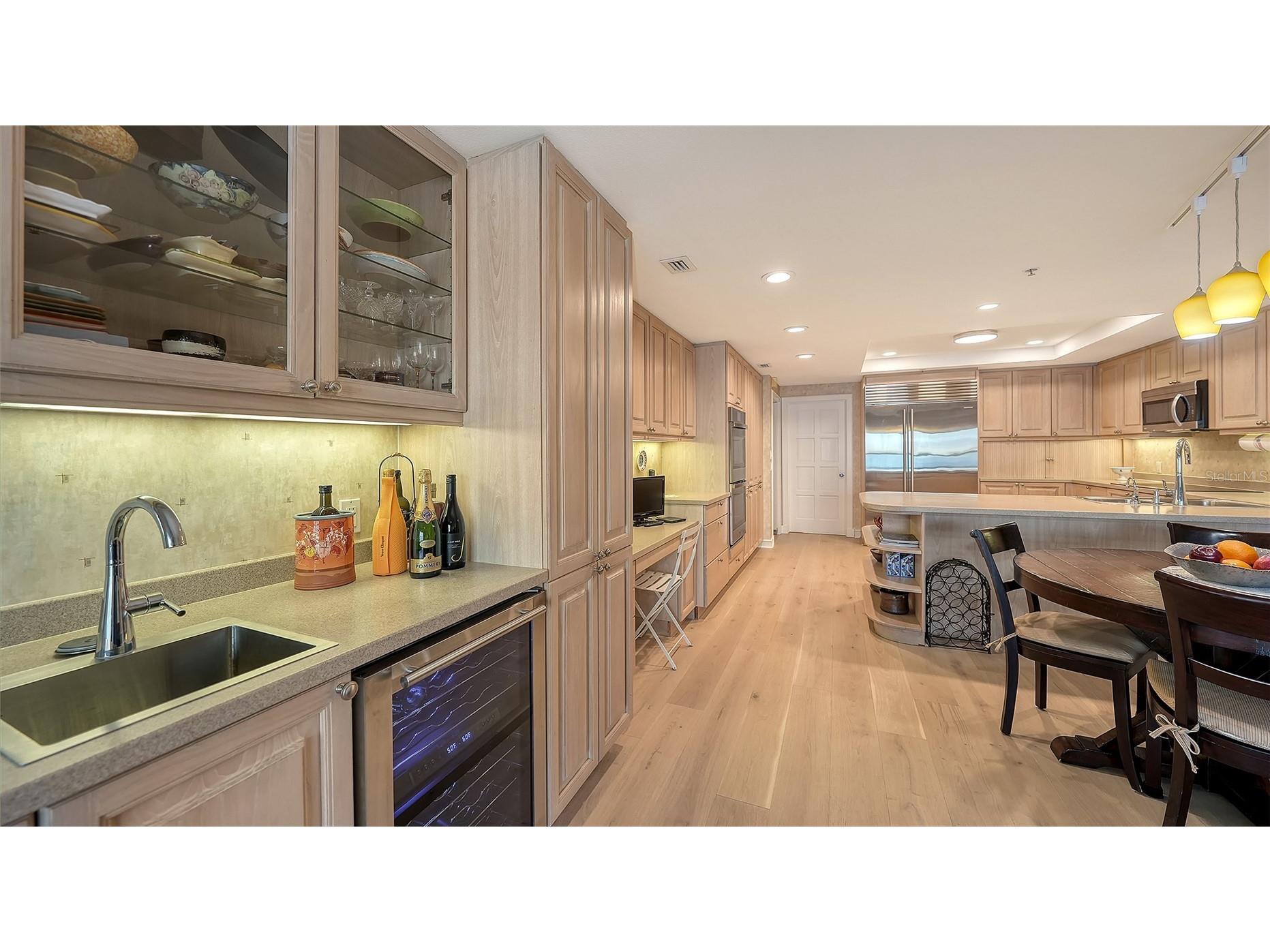 2450 Harbourside Drive #234 Longboat Key FL 34228 - SARASOTA BAY A4682324 image17
