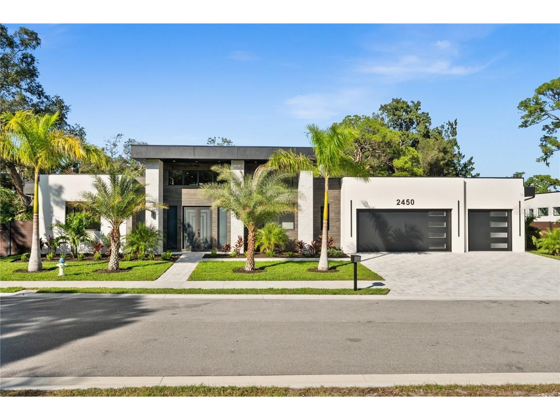 2450 Missara Lane Sarasota FL 34231 - PHILLIPPI CREEK A4589479 image1