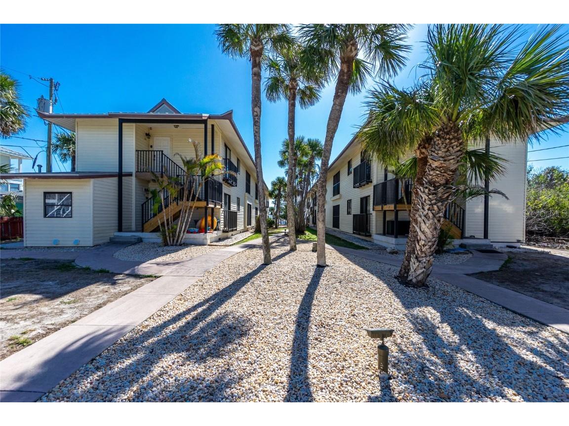 2450 N Beach Road #231, Englewood, FL, 34223 | MLS: D6141922 | Edina Realty