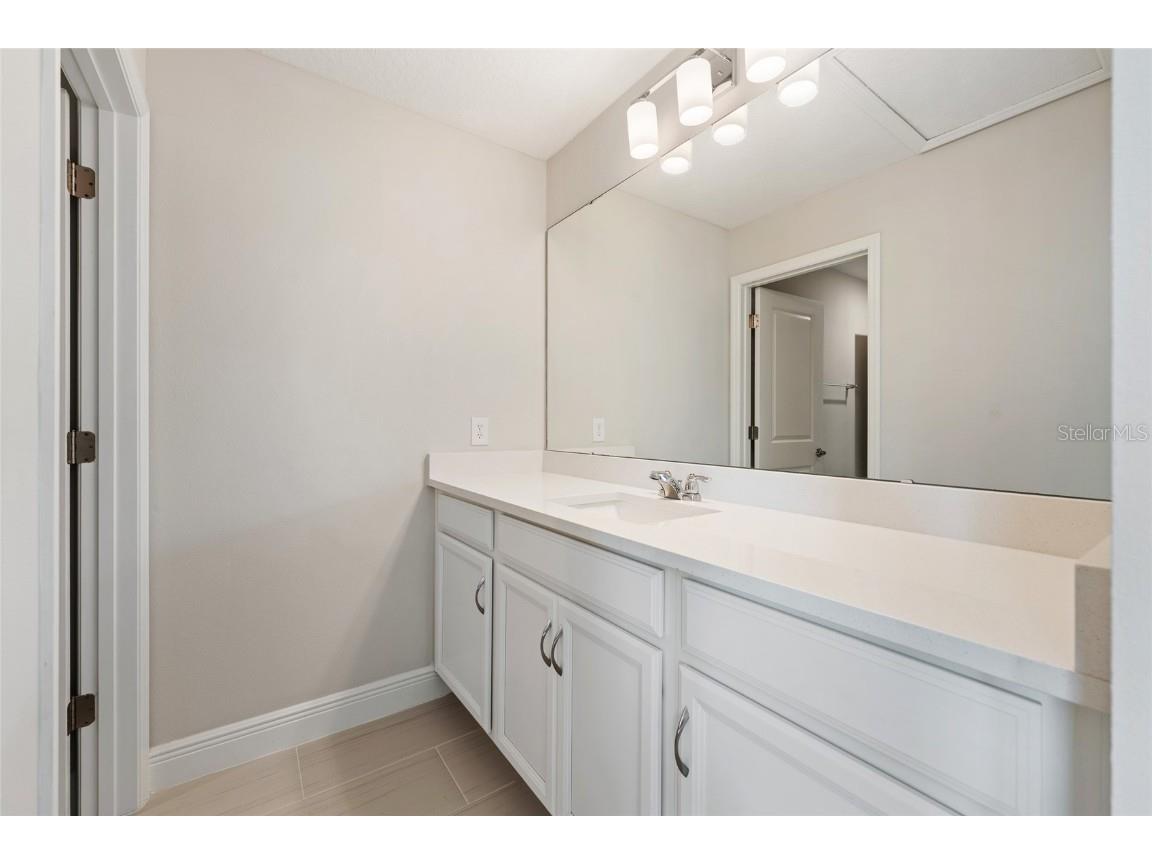 2450 Standing Rock Circle Oakland FL 34787 O6360017 image24