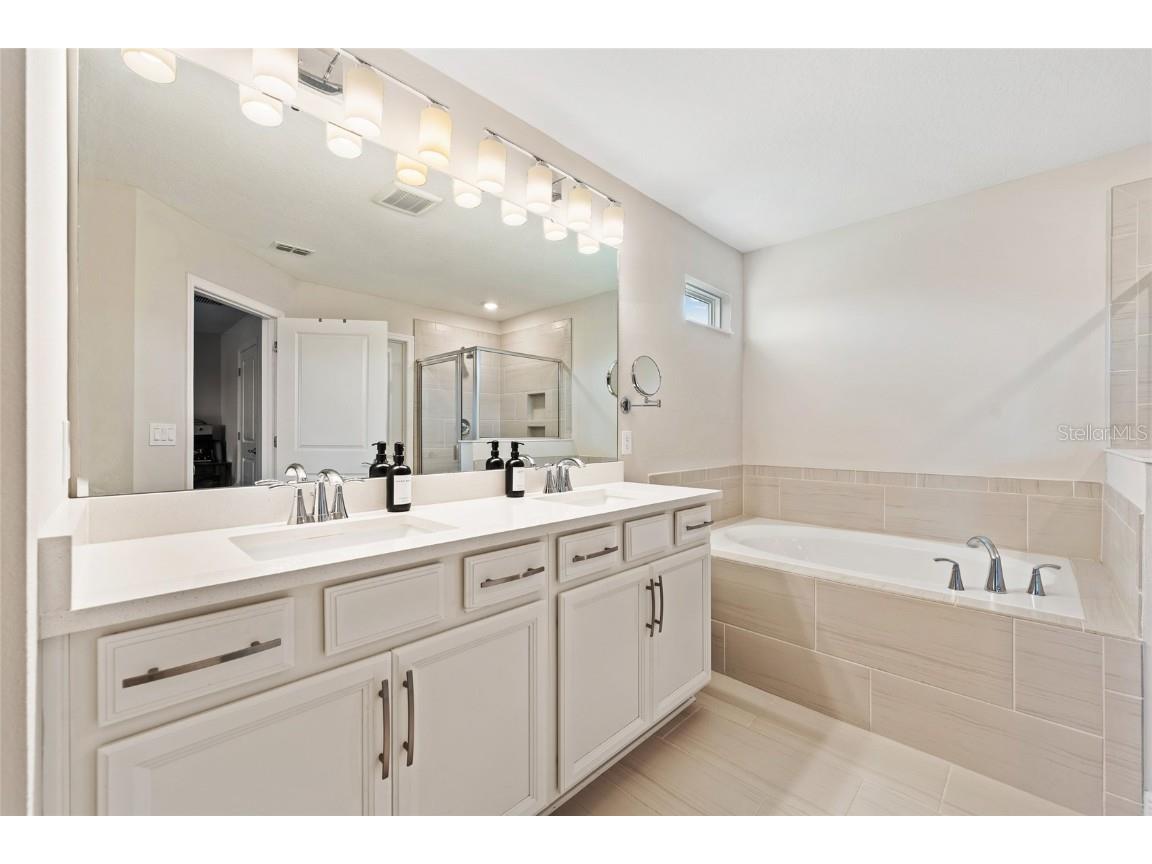 2450 Standing Rock Circle Oakland FL 34787 O6360017 image28