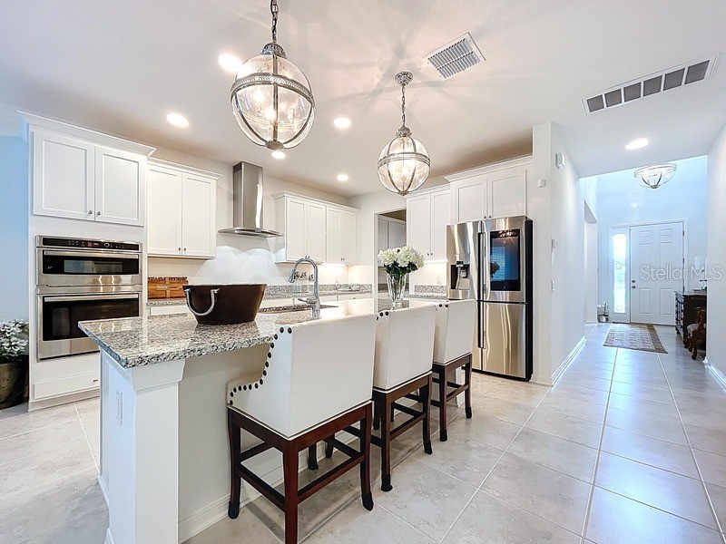 2450 Sunny Pebble Loop Zephyrhills FL 33540 TB8429840 image11