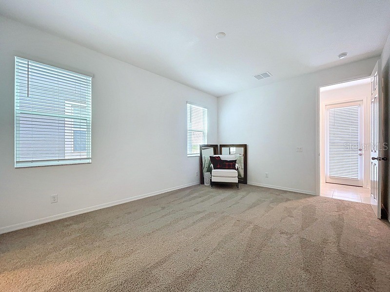 2450 Sunny Pebble Loop Zephyrhills FL 33540 TB8429840 image19