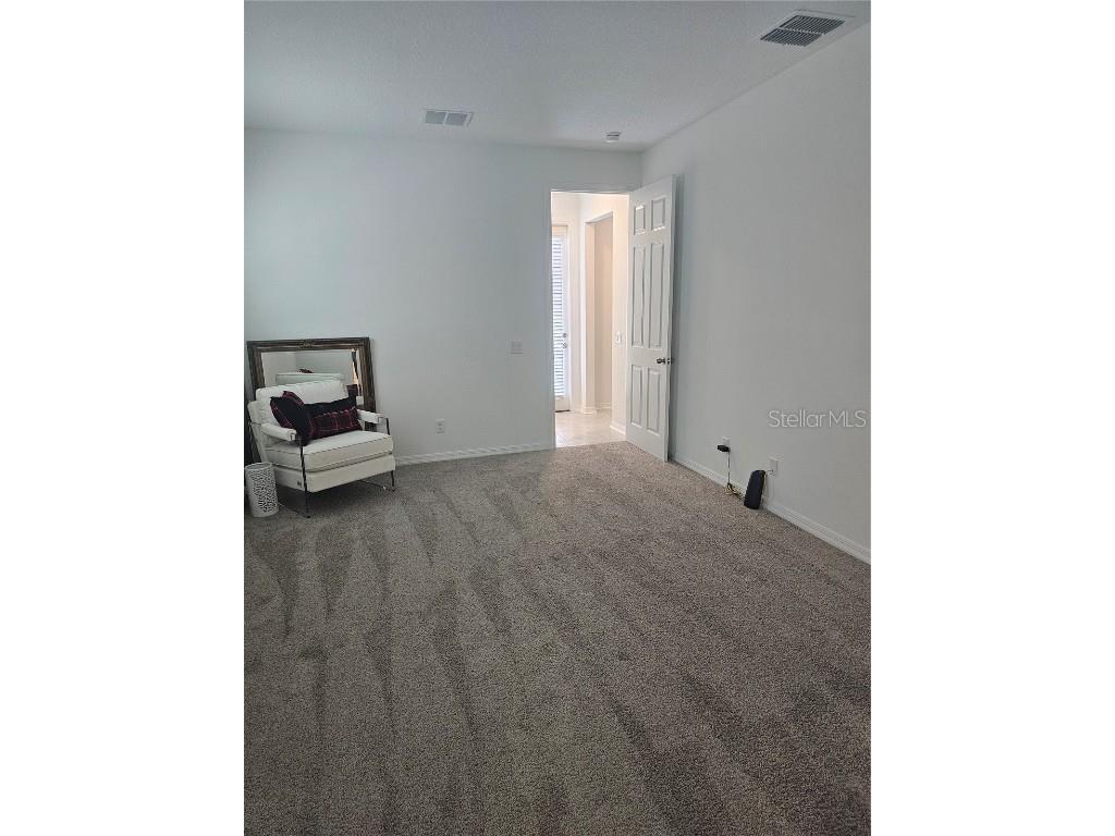 2450 Sunny Pebble Loop Zephyrhills FL 33540 TB8429840 image20