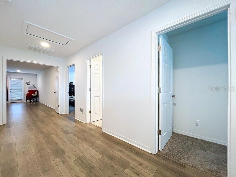 2450 Sunny Pebble Loop Zephyrhills FL 33540 TB8429840 image29