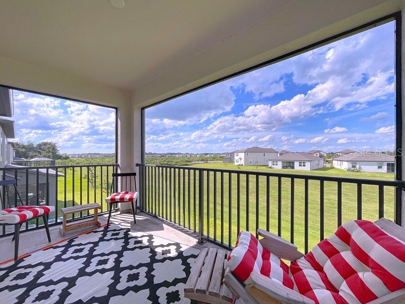 2450 Sunny Pebble Loop Zephyrhills FL 33540 TB8429840 image43