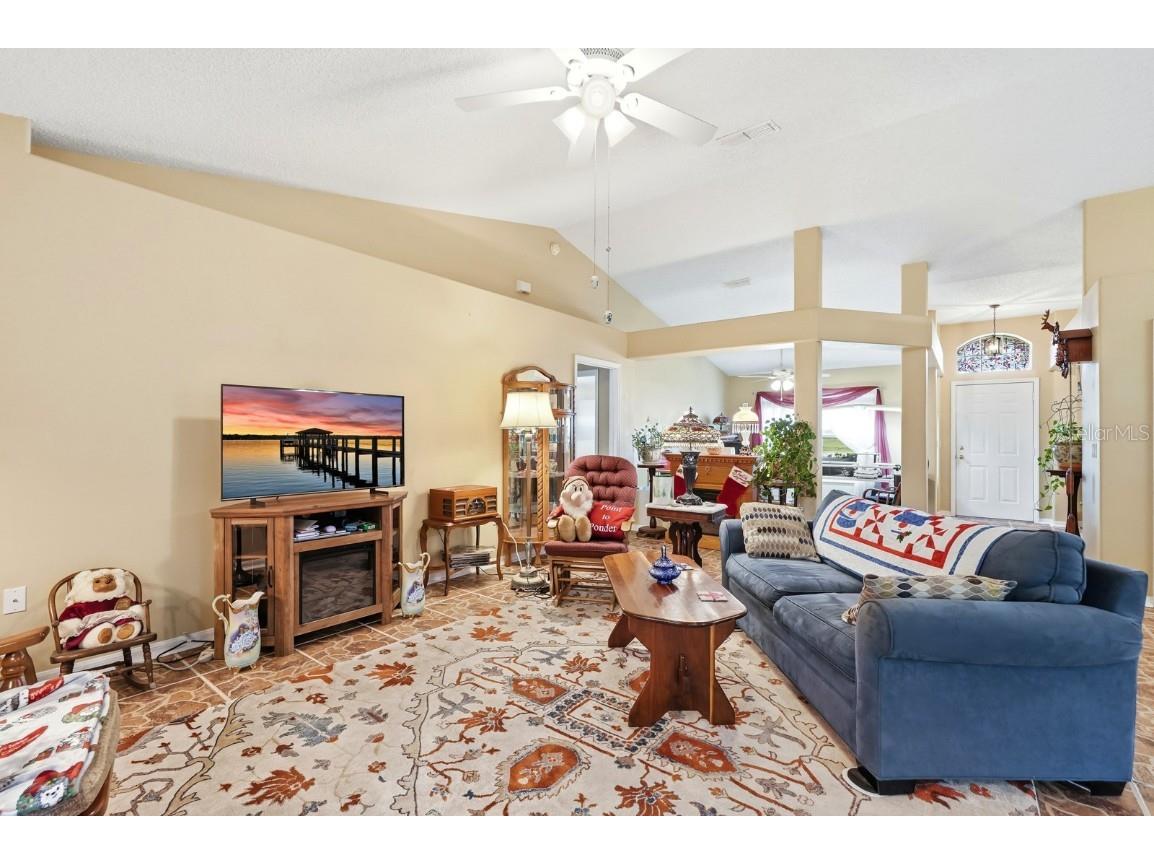 2450 Walkertown Avenue Deltona FL 32725 FC314848 image10