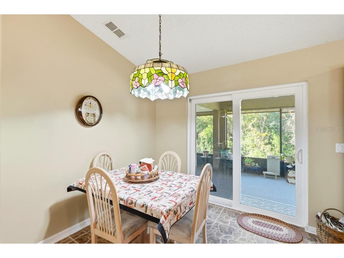 2450 Walkertown Avenue Deltona FL 32725 FC314848 image15