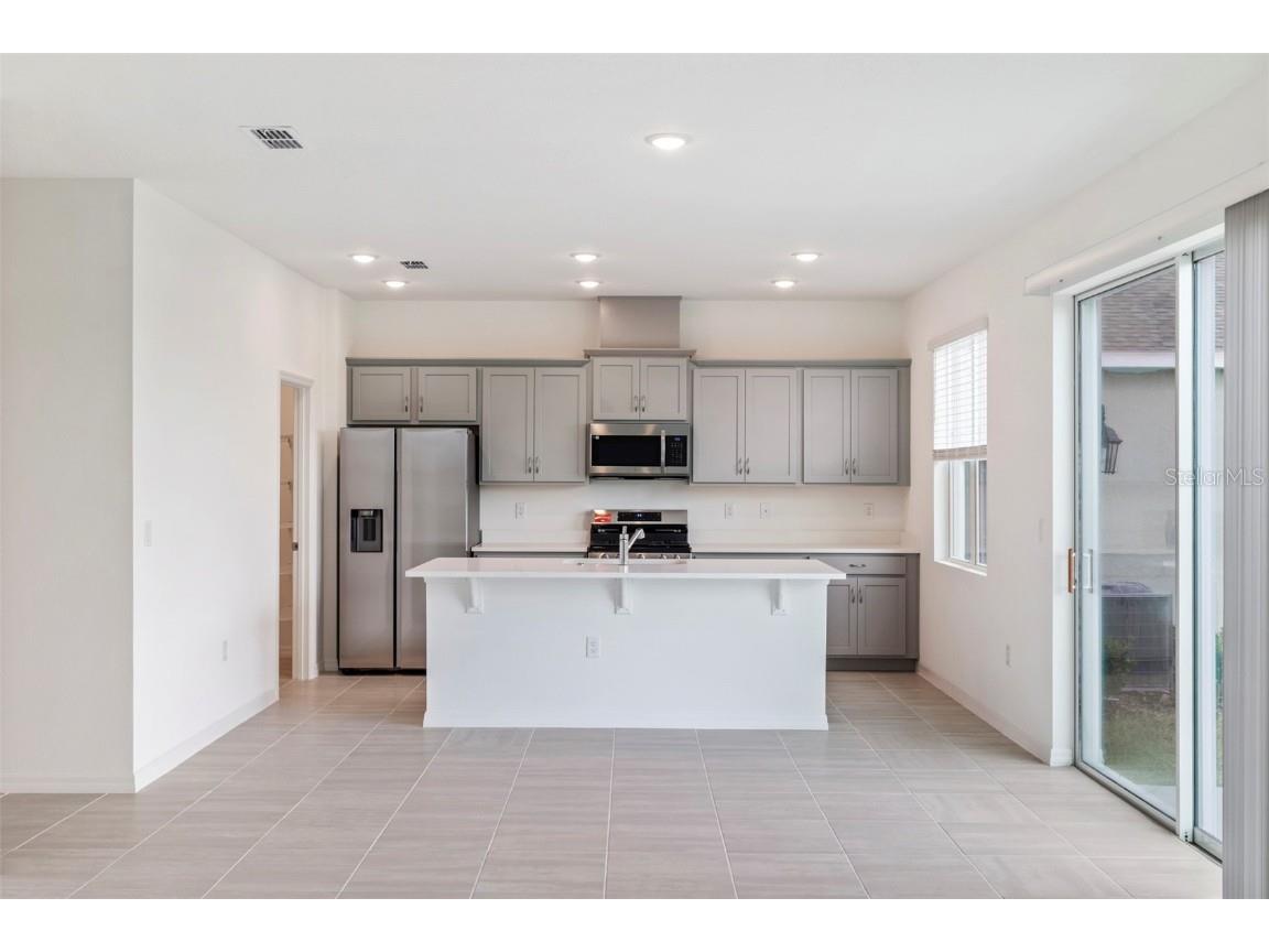 24509 Hodges Reserve Avenue Howey In The Hills FL 34737 O6327877 image4