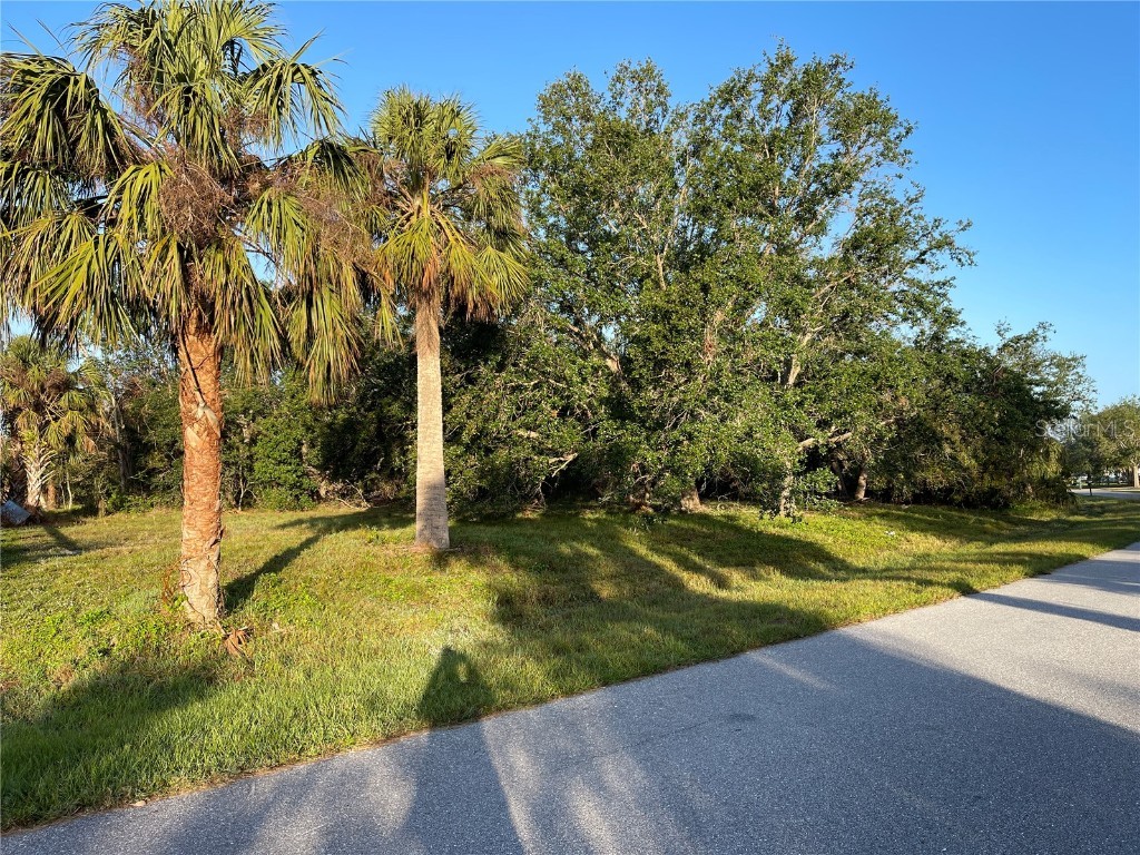 2451-2455 Triton Terrace Punta Gorda FL 33983 C7470568 image1