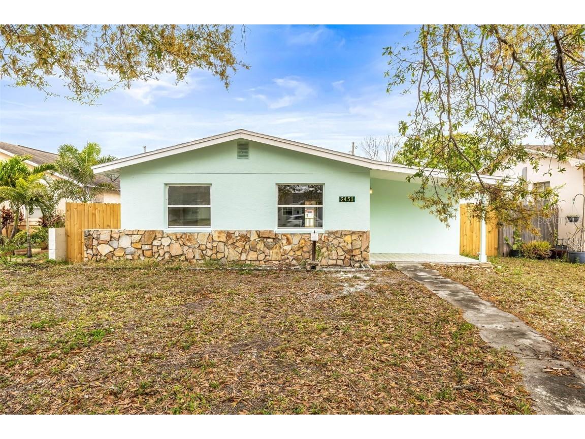 2451 38th Avenue N Saint Petersburg FL 33713 TB8360763 image1
