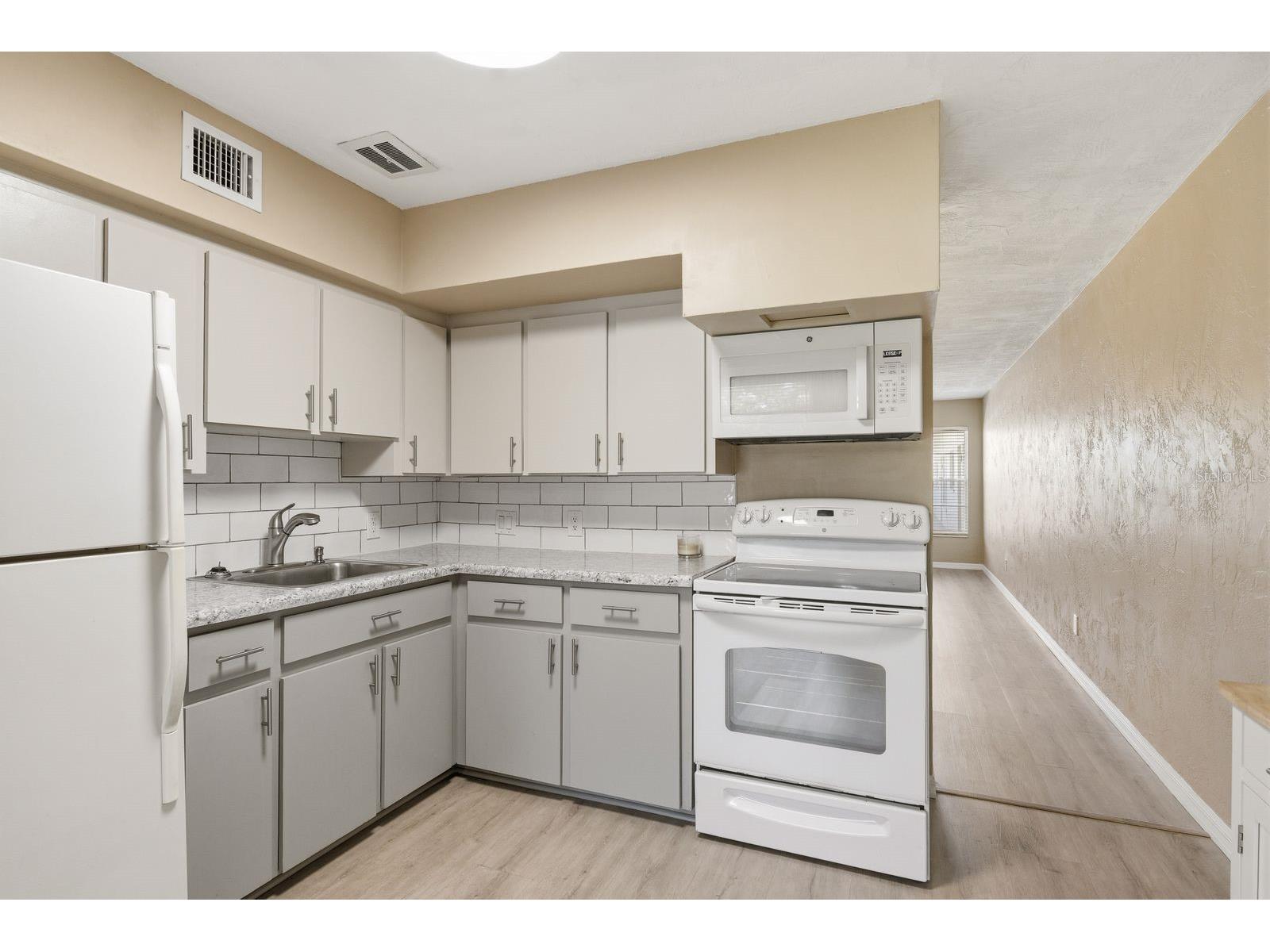 2451 Canadian Way #31 Clearwater FL 33763 - HARBOR LAKE TB8509619 image15