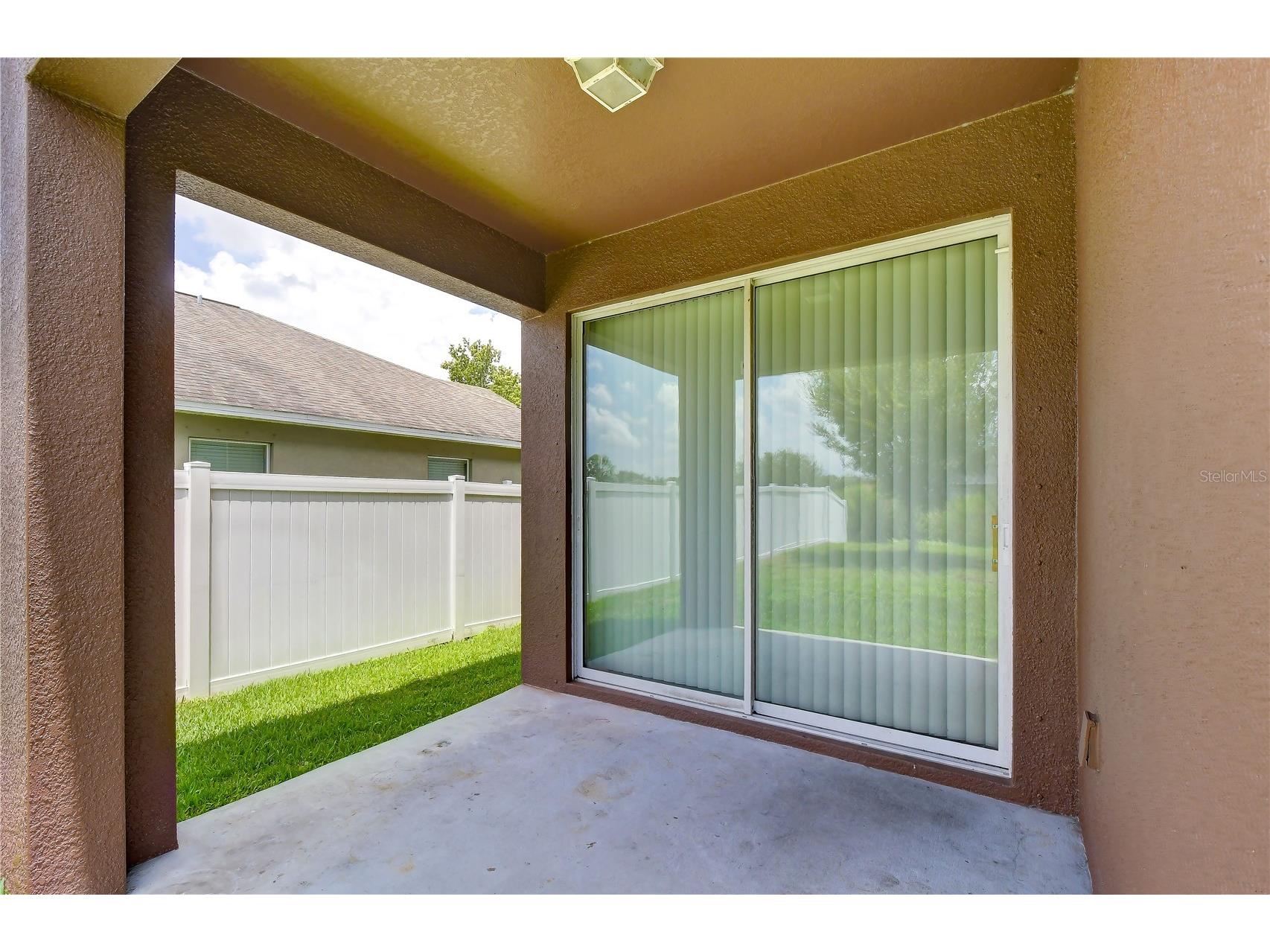 2451 Dakota Rock Drive Ruskin FL 33570 TB8529406 image10