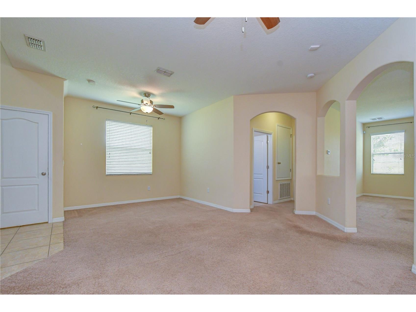 2451 Dakota Rock Drive Ruskin FL 33570 TB8529406 image14