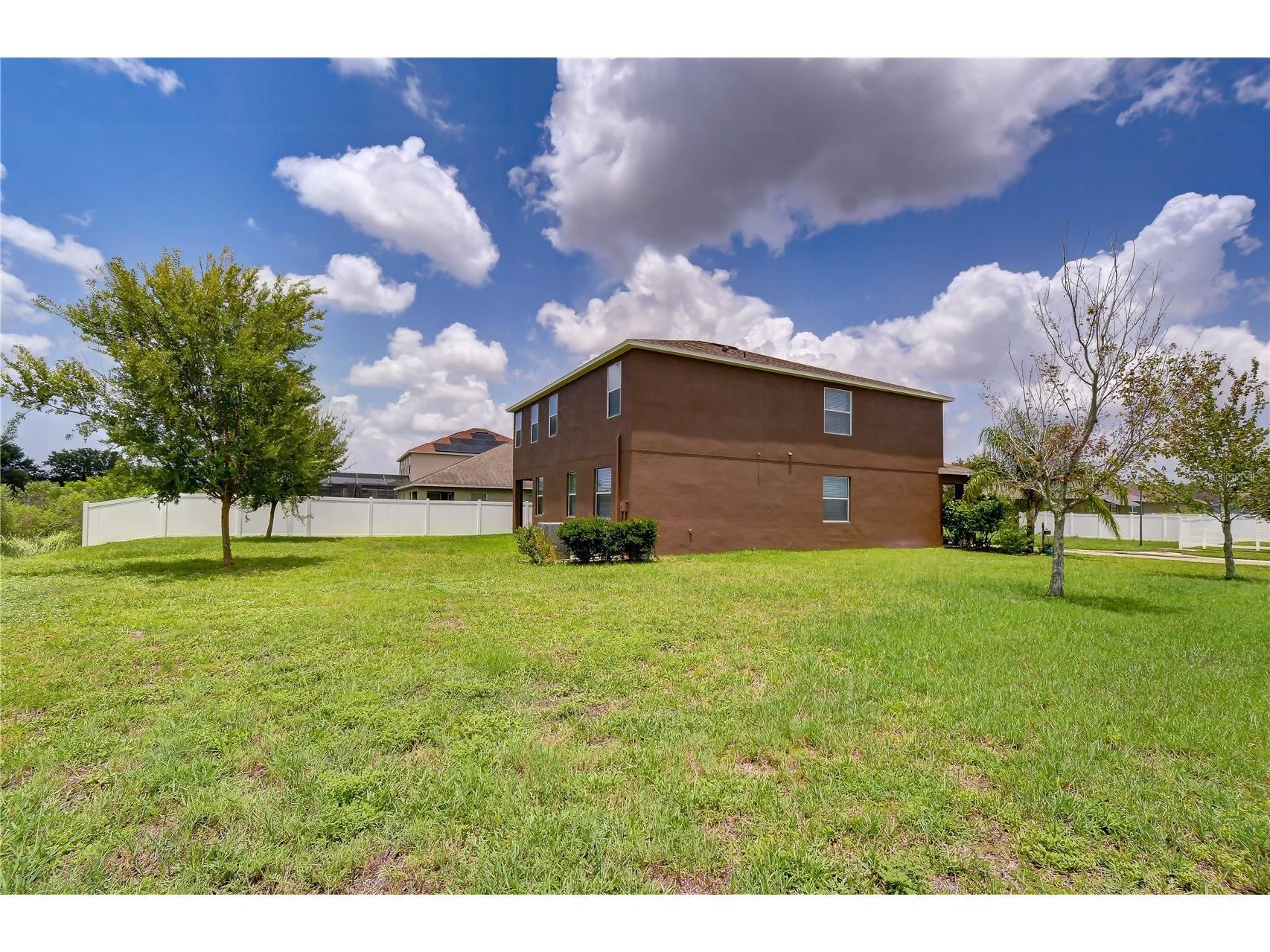 2451 Dakota Rock Drive Ruskin FL 33570 TB8529406 image2