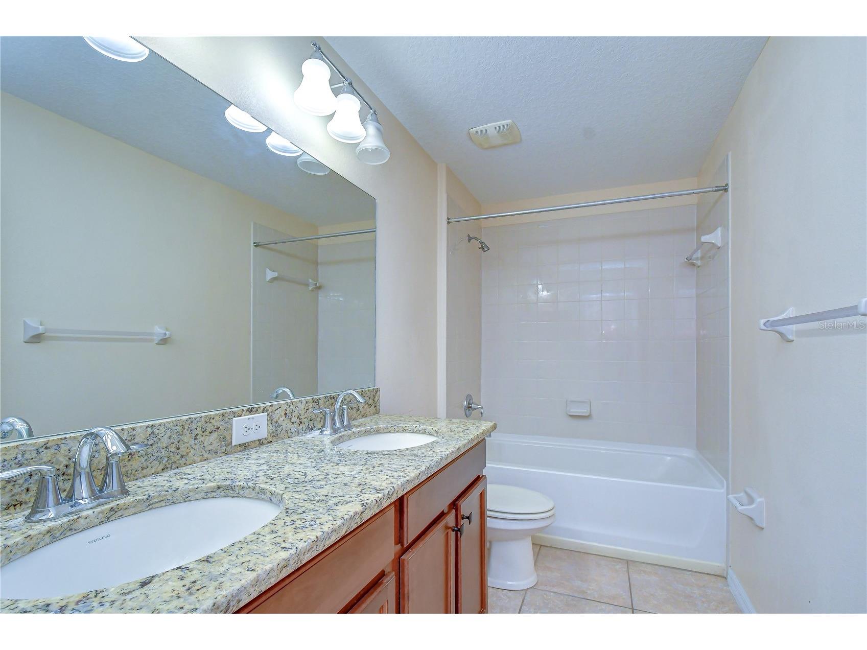 2451 Dakota Rock Drive Ruskin FL 33570 TB8529406 image31
