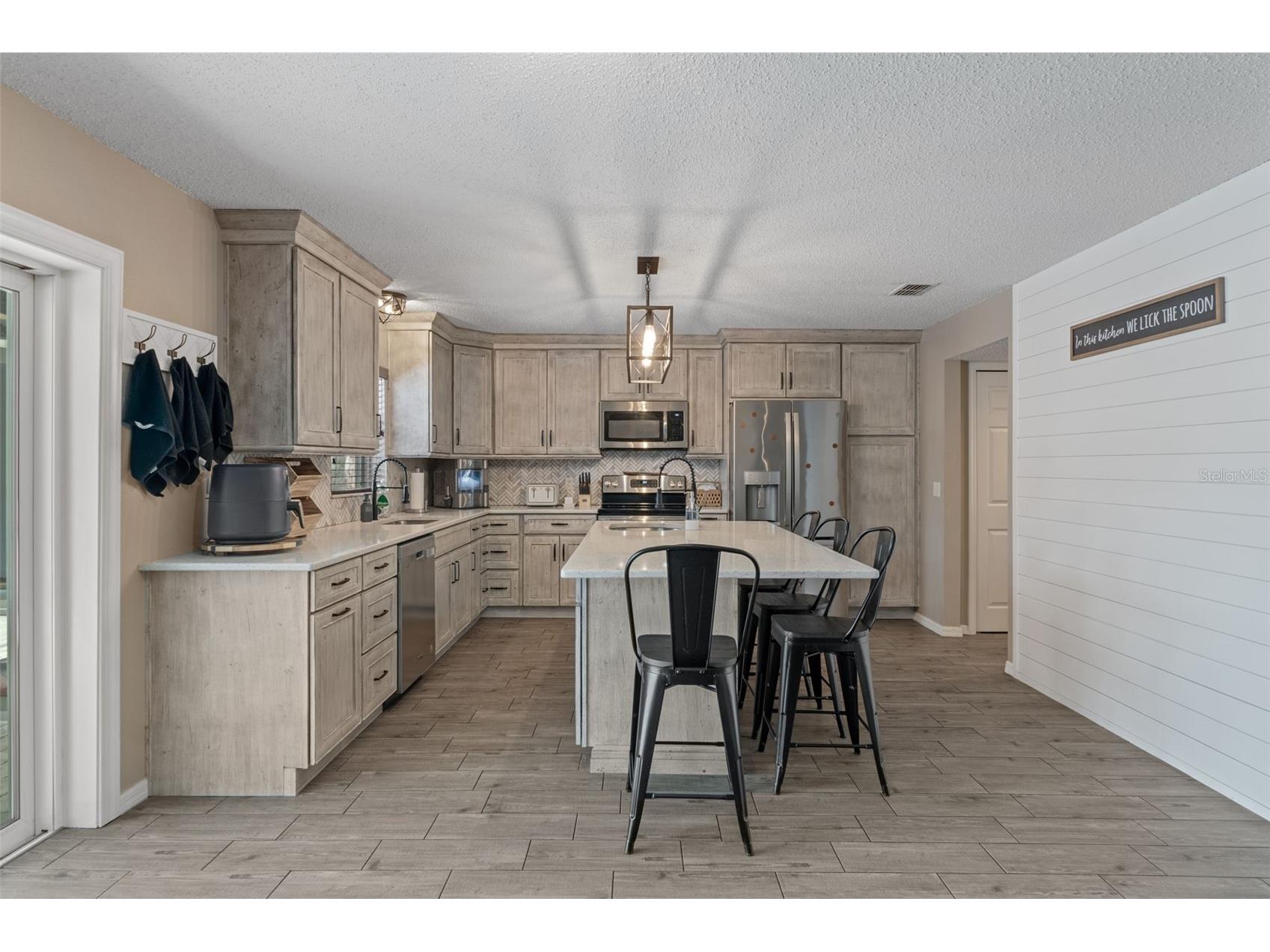 2451 Deltona Boulevard Spring Hill FL 34606 W7885354 image12