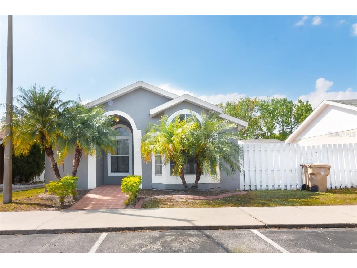 2451 Harbor Town Drive Kissimmee FL 34744 O6091445 image1